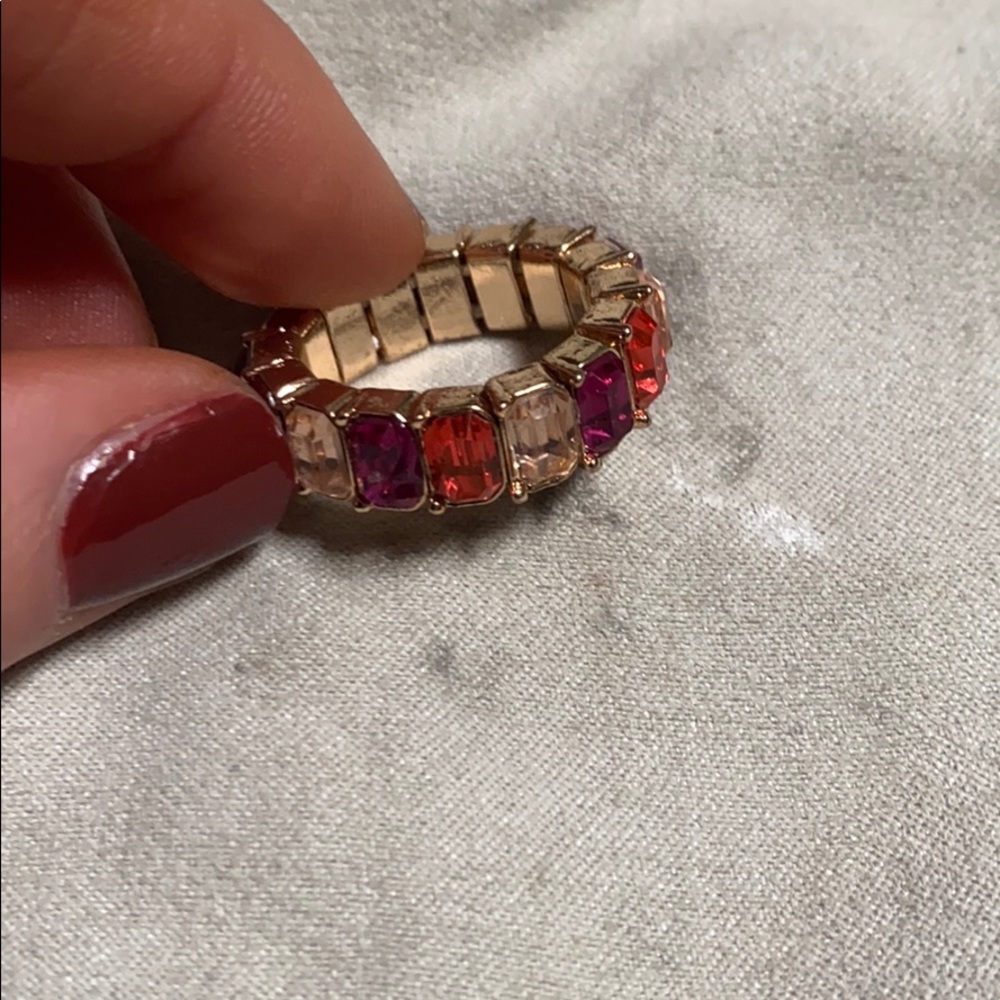 Adjustable Boutique Ring - Picture 2 of 2